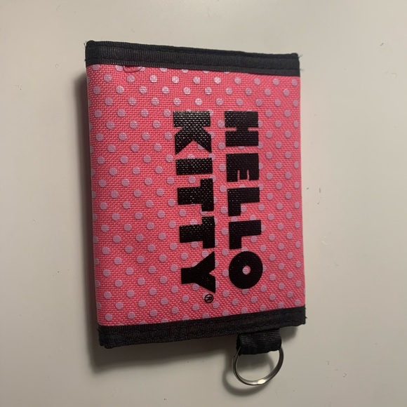 Hello kitty trifold wallet - Picture 2 of 4